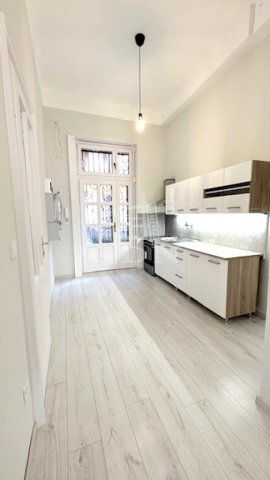 Eladó téglalakás, Budapesten, VII. kerületben 71.8 M Ft