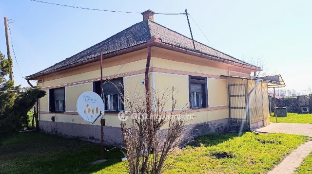 Eladó családi ház, Zaránkán 19.9 M Ft, 5 szobás