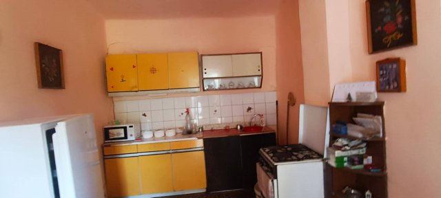 Eladó családi ház, Kunpeszéren 10.5 M Ft, 1 szobás