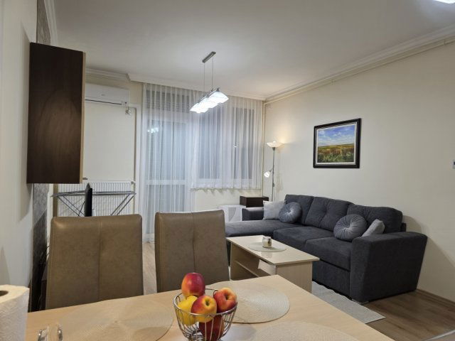 Kiadó téglalakás, albérlet, Debrecenben 260 E Ft / hó, 3 szobás