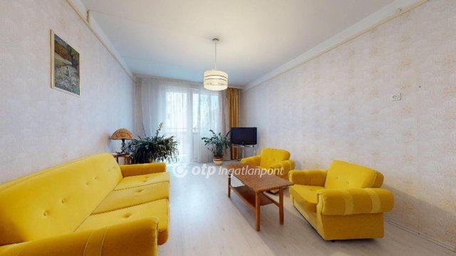 Eladó panellakás, Miskolcon 32 M Ft, 2+1 szobás