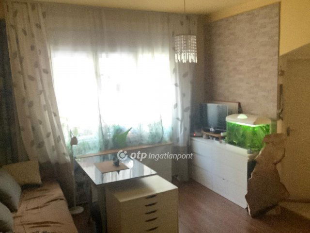 Eladó téglalakás, Budapesten, XII. kerületben 71.99 M Ft