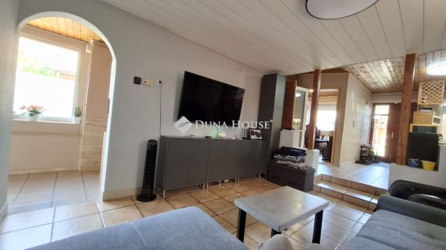 Eladó családi ház, Fóton, Bokor utcában 102 M Ft, 2+2 szobás