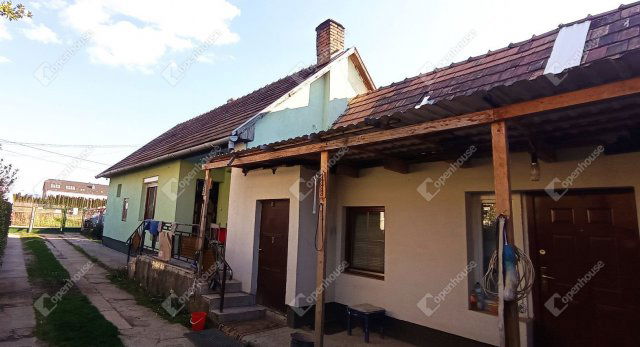 Eladó családi ház, Bicskén 39 M Ft, 4 szobás