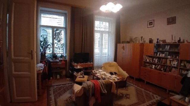 Eladó téglalakás, Budapesten, VI. kerületben 84.9 M Ft, 2 szobás