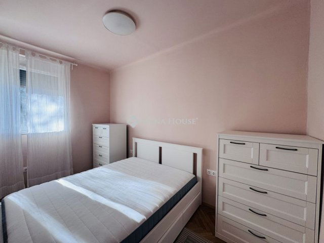 Eladó téglalakás, Pécsett, Páfrány utcában 44.99 M Ft