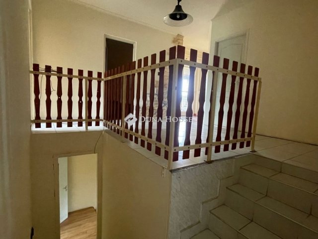 Eladó családi ház, Hatvanban 88 M Ft, 6 szobás