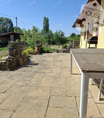 Eladó családi ház, Kecskeméten 167.6 M Ft, 5 szobás