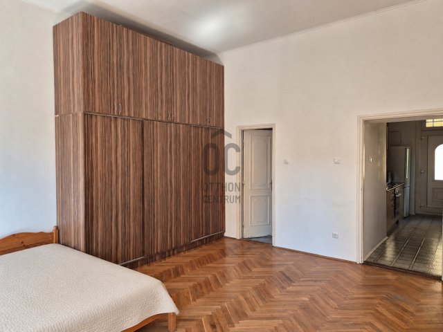 Kiadó téglalakás, albérlet, Budapesten, VII. kerületben