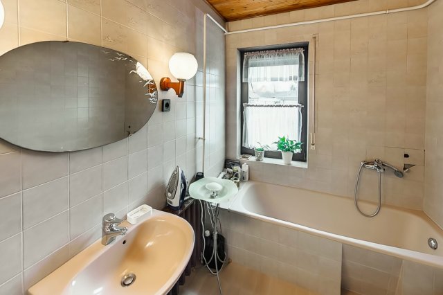 Eladó családi ház, Kecskeméten 89.9 M Ft, 5 szobás