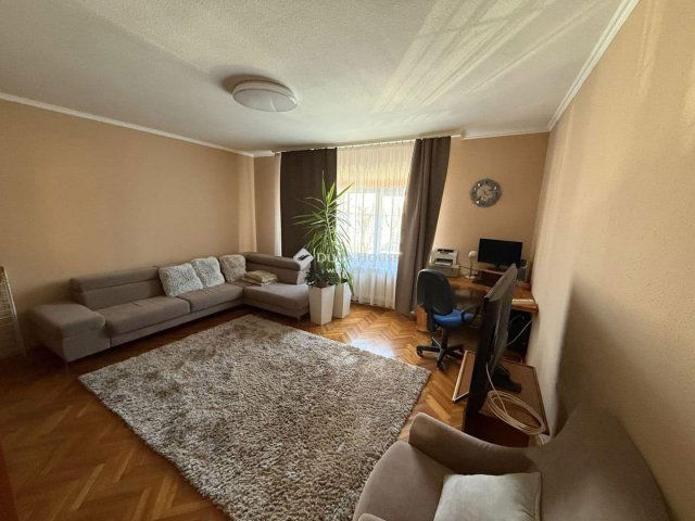 Eladó családi ház, Nyíregyházán 79.9 M Ft, 5 szobás