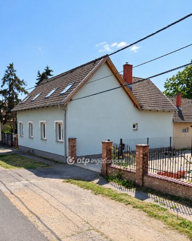 Eladó családi ház, Szombathelyen 45 M Ft, 4 szobás