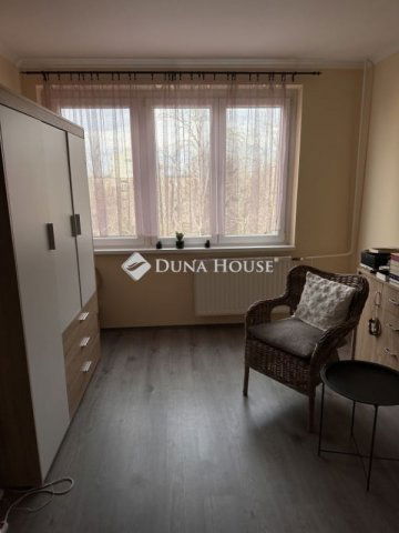 Eladó panellakás, Budapesten, XVII. kerületben 71 M Ft, 3 szobás