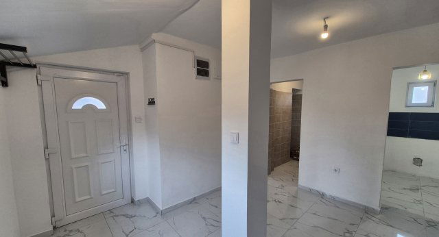 Eladó családi ház, Szigetszentmiklóson, Hajnal utcában 59.9 M Ft