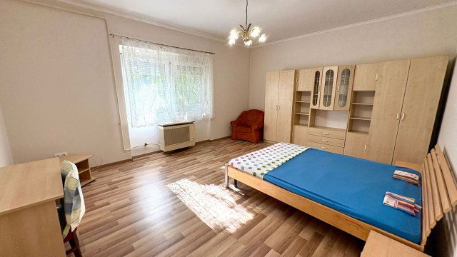 Kiadó téglalakás, albérlet, Debrecenben 240 E Ft / hó, 2 szobás