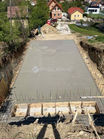 Eladó telek, Budapesten, III. kerületben 149 M Ft