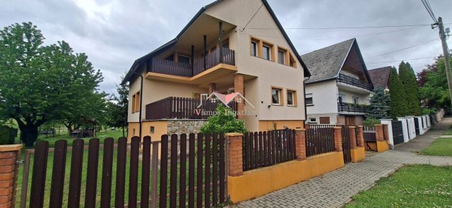 Eladó családi ház, Szendehelyen 148.9 M Ft, 3+2 szobás