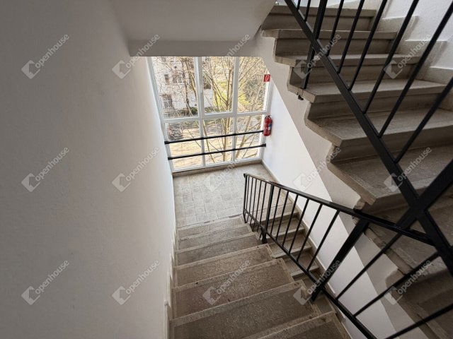 Eladó téglalakás, Lentiben 31.5 M Ft, 3 szobás