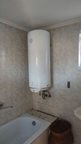 Eladó családi ház, Varsányon 13 M Ft, 3 szobás