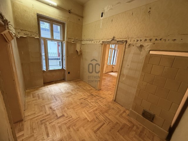 Eladó téglalakás, Budapesten, VII. kerületben 69.99 M Ft
