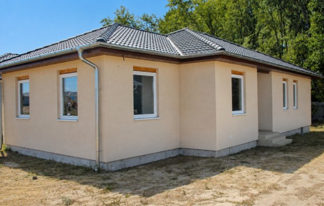 Eladó családi ház, Kecskeméten 850 M Ft, 4 szobás