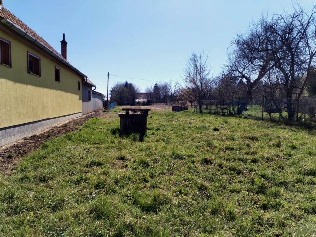 Eladó telek, Marcaliban 12 M Ft / költözzbe.hu