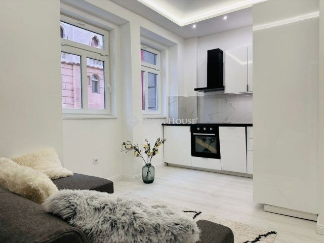 Eladó téglalakás, Budapesten, IX. kerületben 89 M Ft, 2 szobás