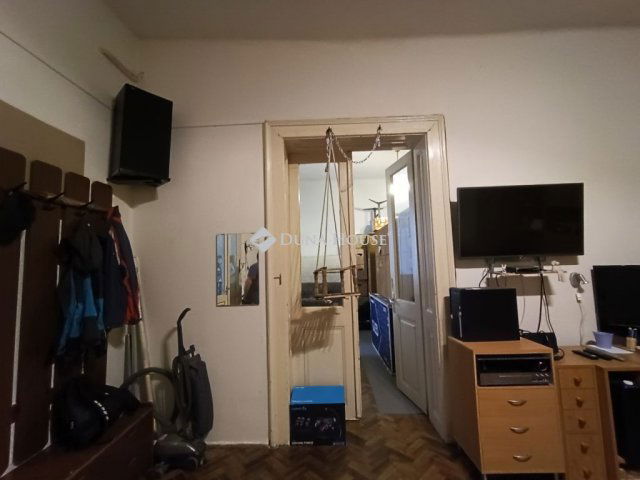Eladó téglalakás, Kaposváron 17.5 M Ft, 2 szobás