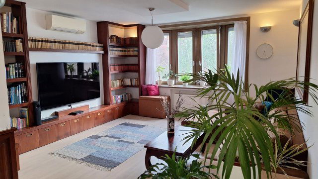 Eladó téglalakás, Kecskeméten 93 M Ft, 3 szobás