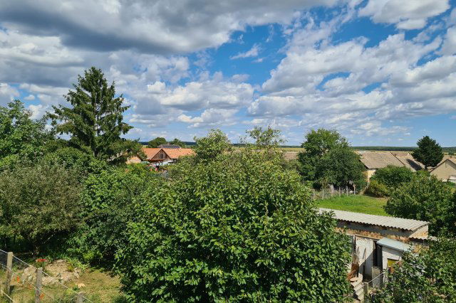 Eladó sorház, Véménden 25 M Ft, 4 szobás / költözzbe.hu