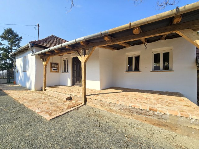 Eladó családi ház, Zalaegerszegen 57 M Ft, 2 szobás