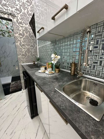 Eladó téglalakás, Budapesten, VI. kerületben 51.8 M Ft, 1 szobás