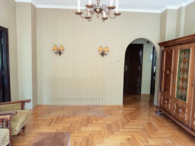 Eladó téglalakás, Budapesten, XI. kerületben, Bukarest utcában