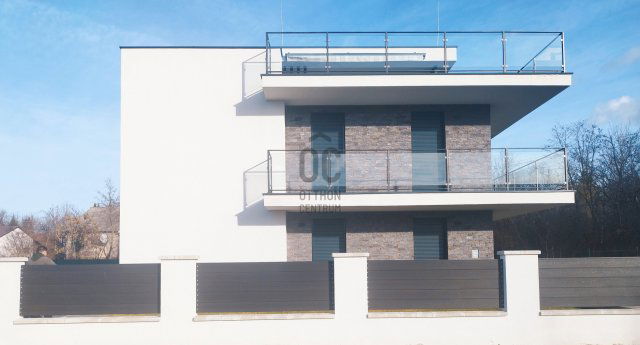 Eladó téglalakás, Siófokon 59.9 M Ft, 2 szobás