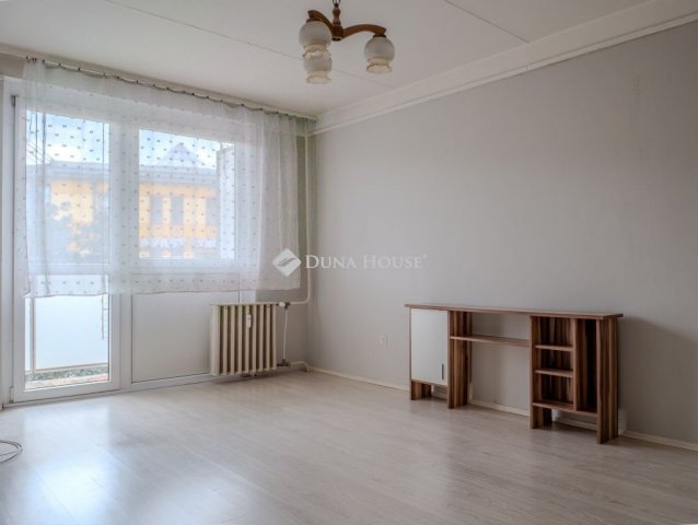 Eladó panellakás, Miskolcon, Arany János utcában 29.9 M Ft