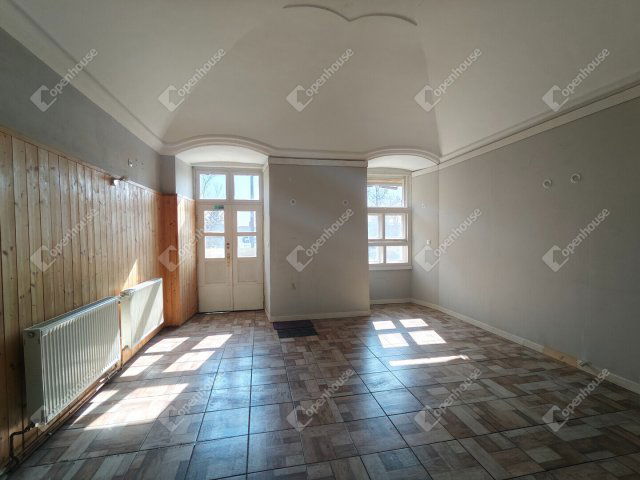 Eladó üzlethelyiség, Szombathelyen 25 M Ft, 1 szobás