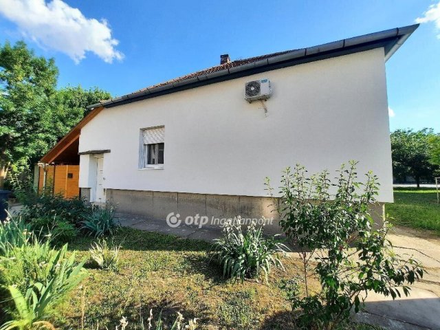 Eladó családi ház, Szolnokon 78 M Ft, 2+1 szobás