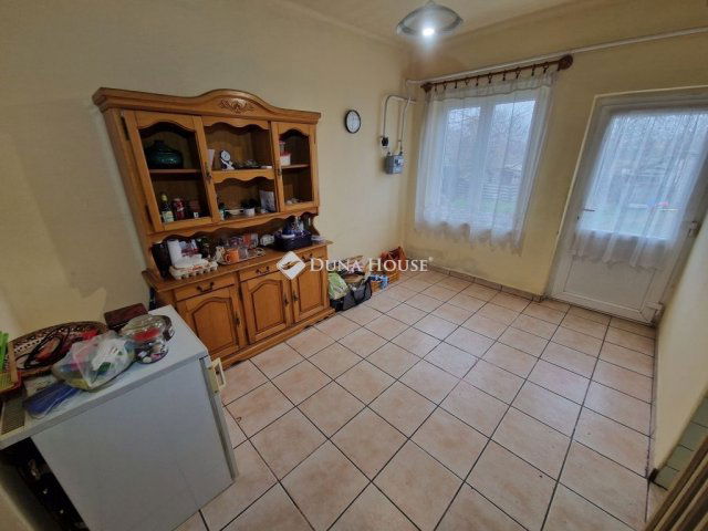 Eladó családi ház, Érsekcsanádon 31.99 M Ft, 4 szobás