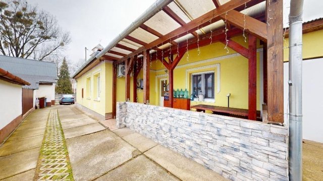 Eladó családi ház, Nyírbátorban 42 M Ft, 3 szobás