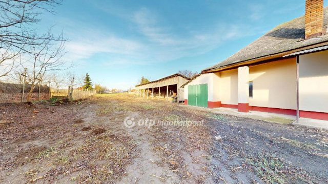 Eladó családi ház, Hajdúdorogon 27.5 M Ft, 1 szobás