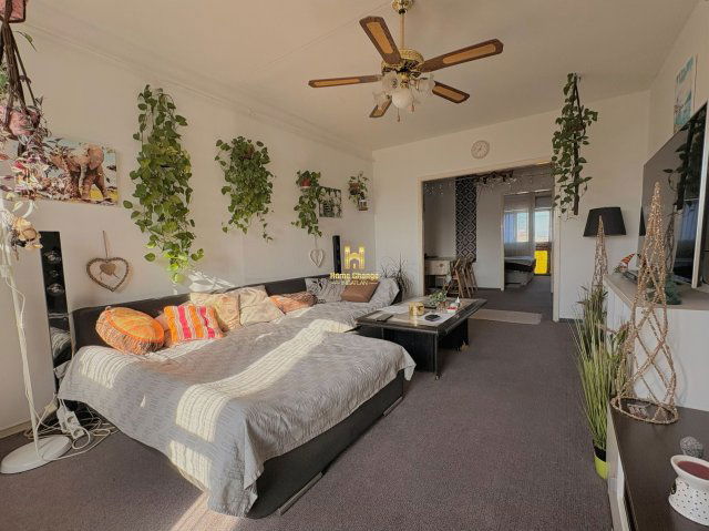 Eladó panellakás, Budapesten, XV. kerületben, Páskomliget utcában