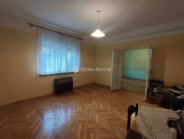 Eladó családi ház, Budapesten, XVIII. kerületben 69.9 M Ft