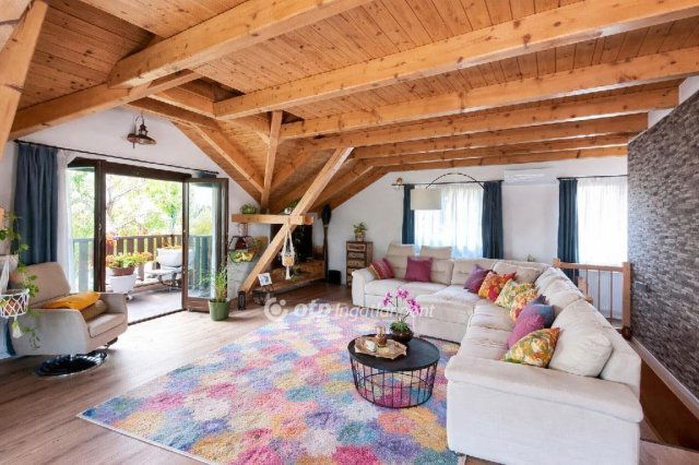 Eladó családi ház, Érden 159.999 M Ft, 4 szobás