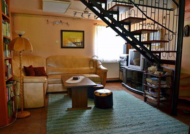 Eladó családi ház, Esztergomban 49.9 M Ft, 3 szobás