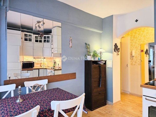 Eladó téglalakás, Budapesten, XI. kerületben 78.6 M Ft, 2 szobás