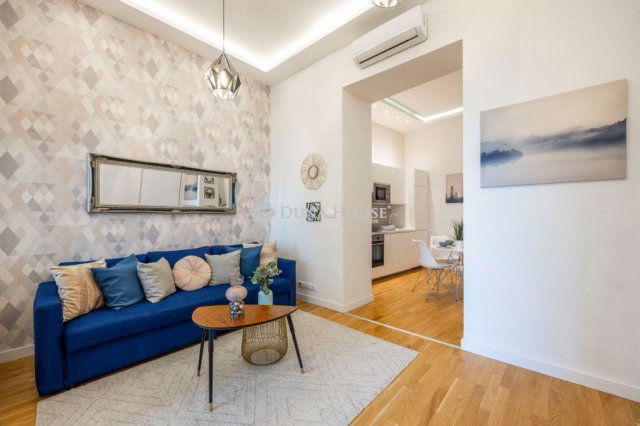 Eladó téglalakás, Budapesten, VI. kerületben, Király utcában