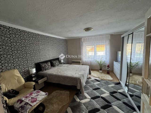 Eladó családi ház, Szűcsin 32.9 M Ft, 2 szobás