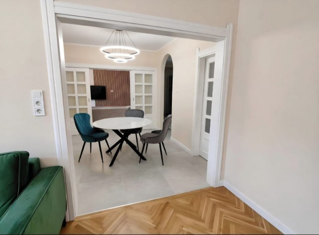 Kiadó téglalakás, albérlet, Debrecenben 295 E Ft / hó, 3 szobás