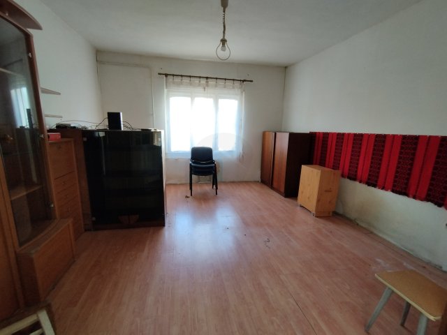 Eladó családi ház, Erdőtarcsán 10.5 M Ft, 2+1 szobás