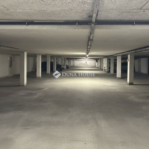 Eladó téglalakás, Budapesten, XVIII. kerületben 92.9 M Ft